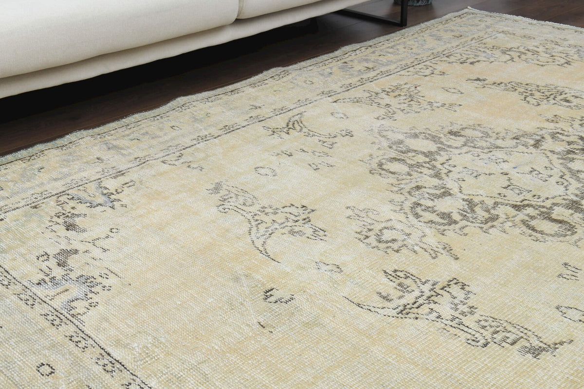 Or��ental Antique Anatolian Area Rug