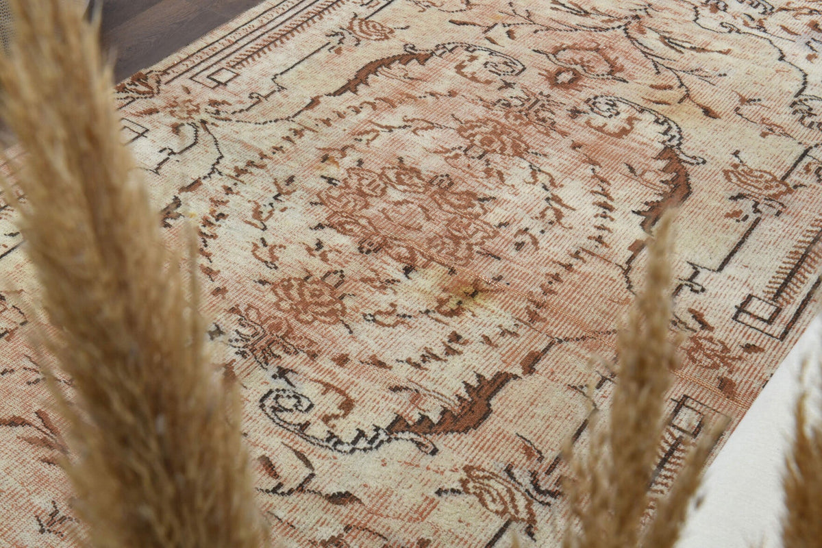 El yapımı vintage halı 150x246 cm oryantal desenli yün - yakın çekim doku detayı