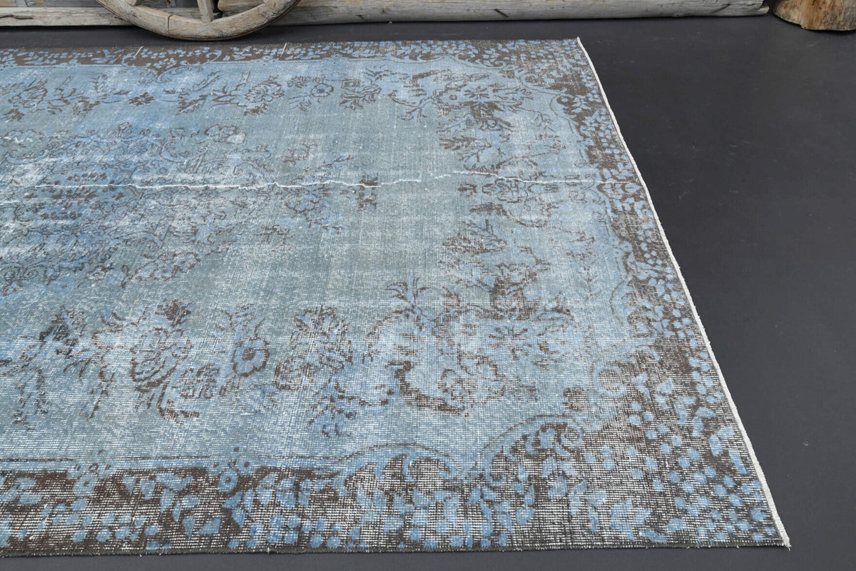 El yapımı vintage halı 183x274 cm oryantal desenli yün - ışık altında renk detayı