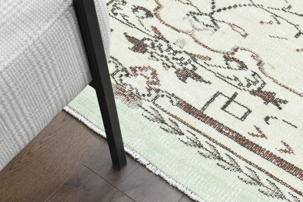 El yapımı vintage halı 170x272 cm oryantal desenli yün - desen detayı