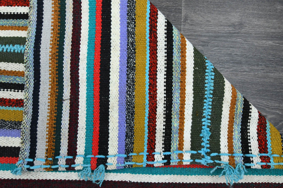 4,43 m² el dokuma vintage kilim – Anadolu, 1960'lar
