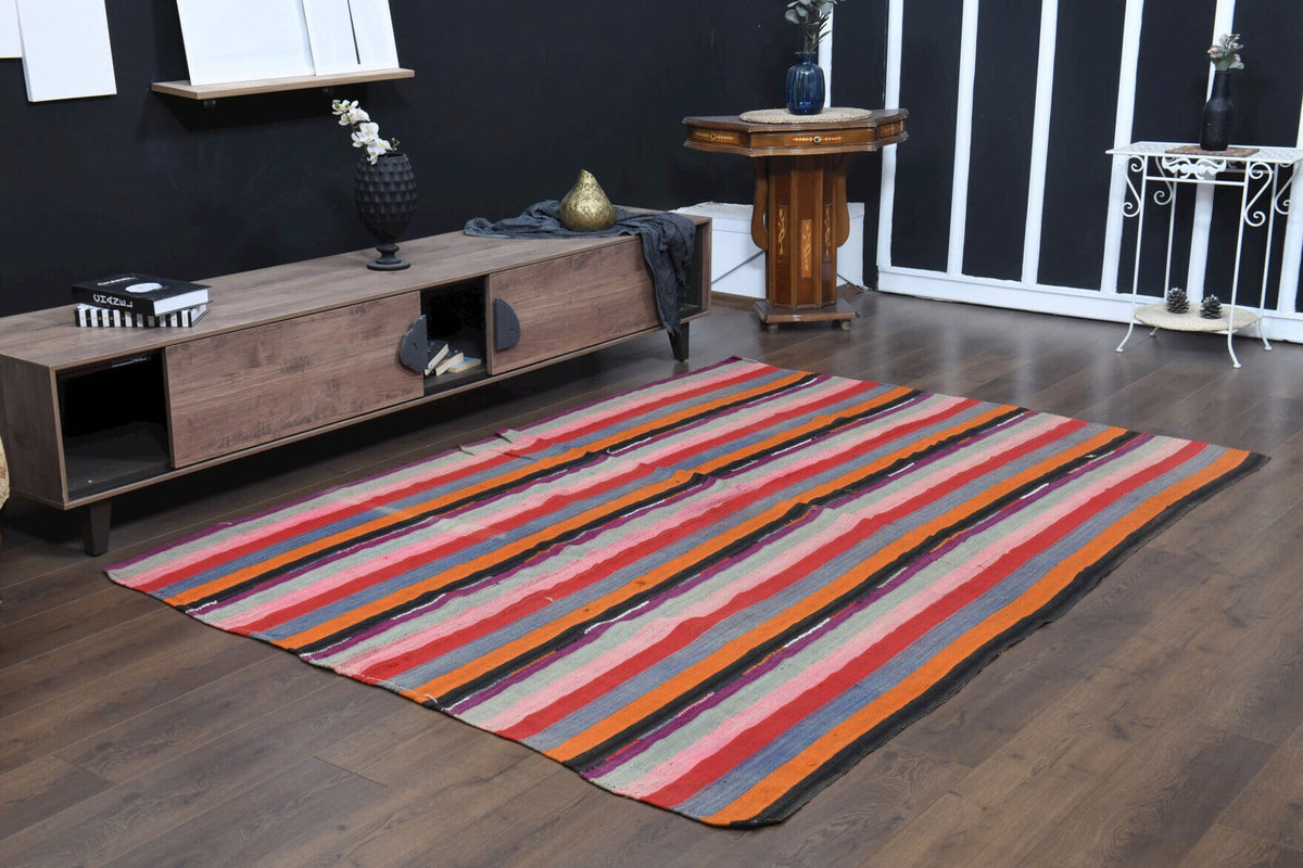 Salon için çizgili el dokuma vintage kilim – 187x250 cm