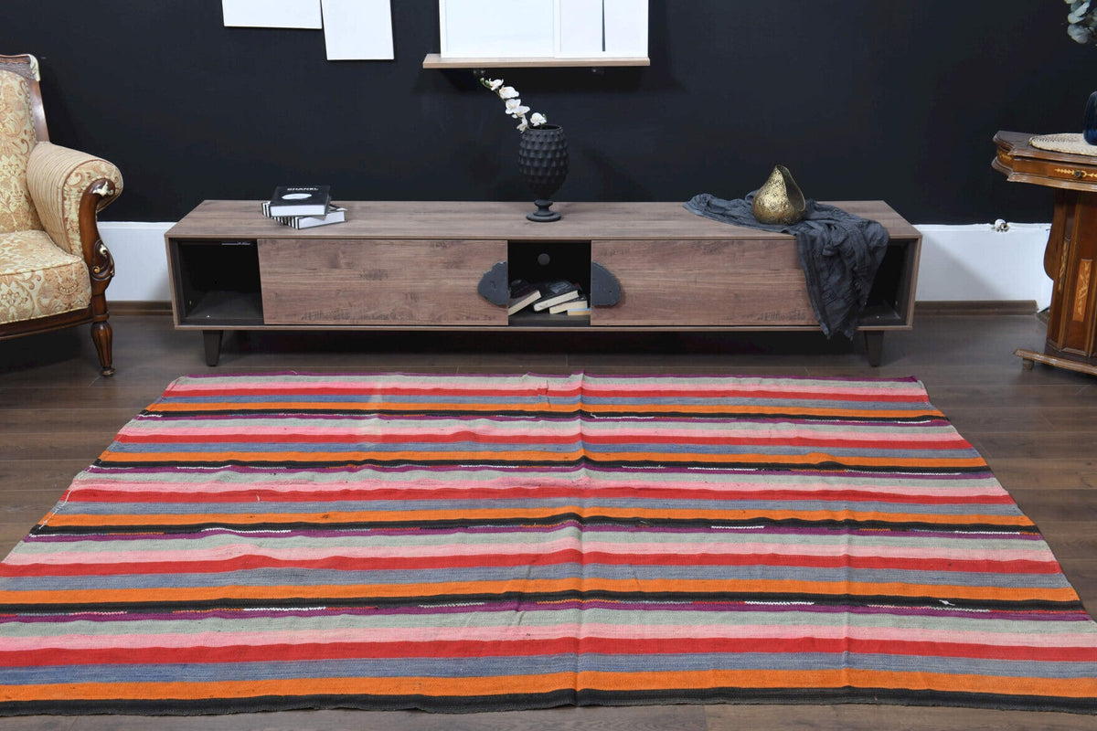 Vintage kilim 187x250 cm – pembe, turuncu ve kırmızı çizgili, el dokuma