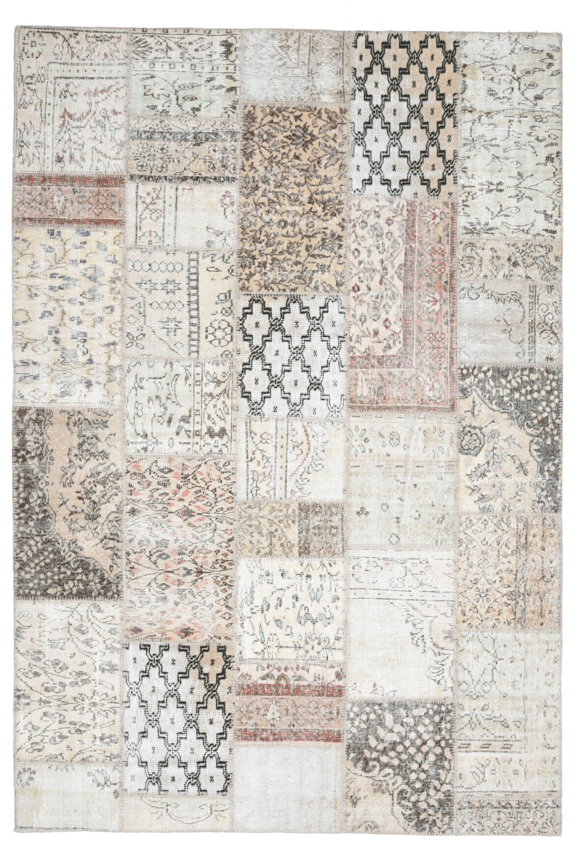 200x298 cm beyaz, bej ve gri oryantal desenli patchwork vintage halı – üstten tam görünüm