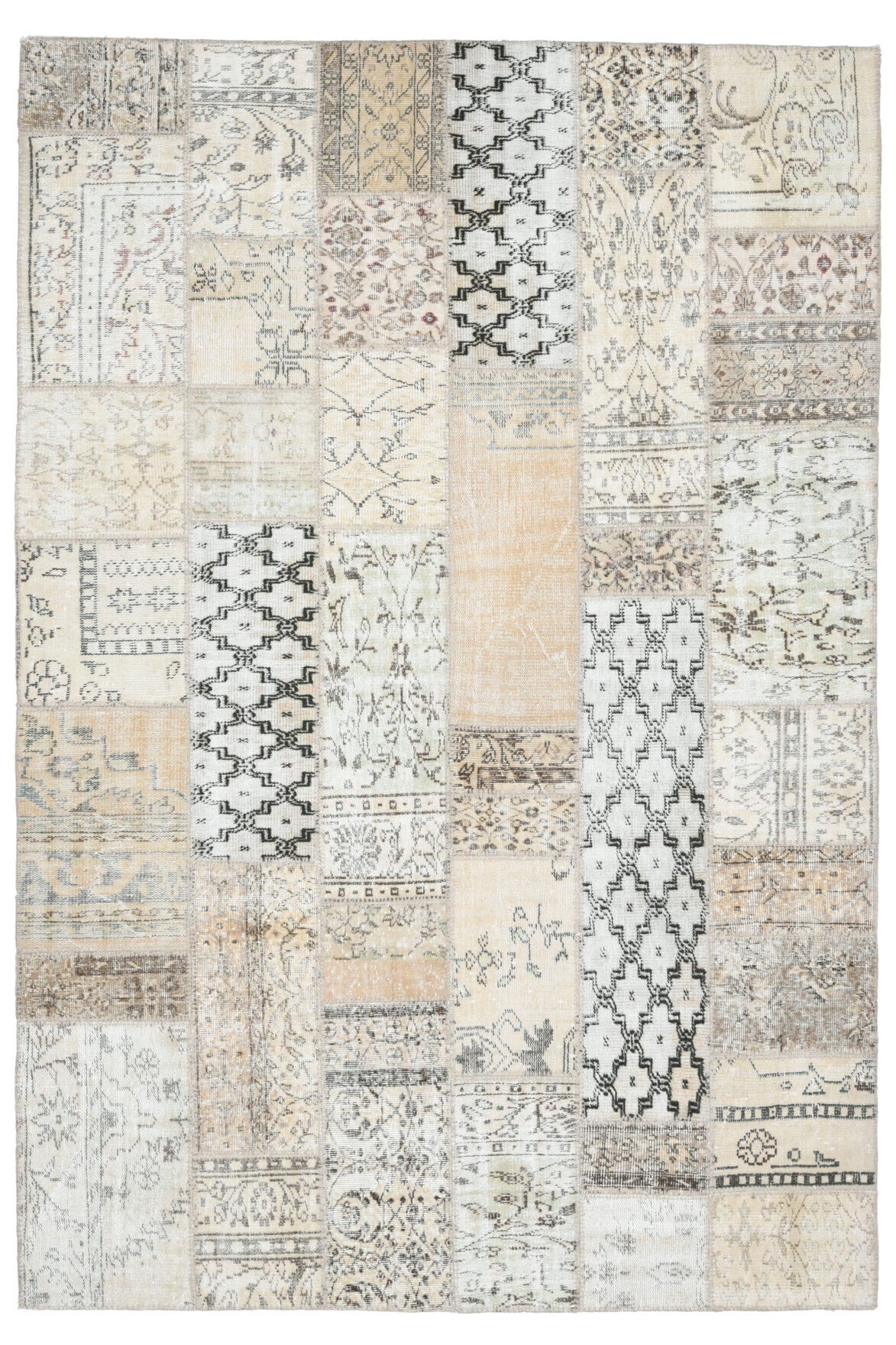 202x301 cm beyaz, bej ve gri oryantal desenli patchwork vintage halı – üstten tam görünüm