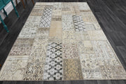 1980'lerden Anadolu kökenli oryantal desenli patchwork vintage halı, 202x301 cm