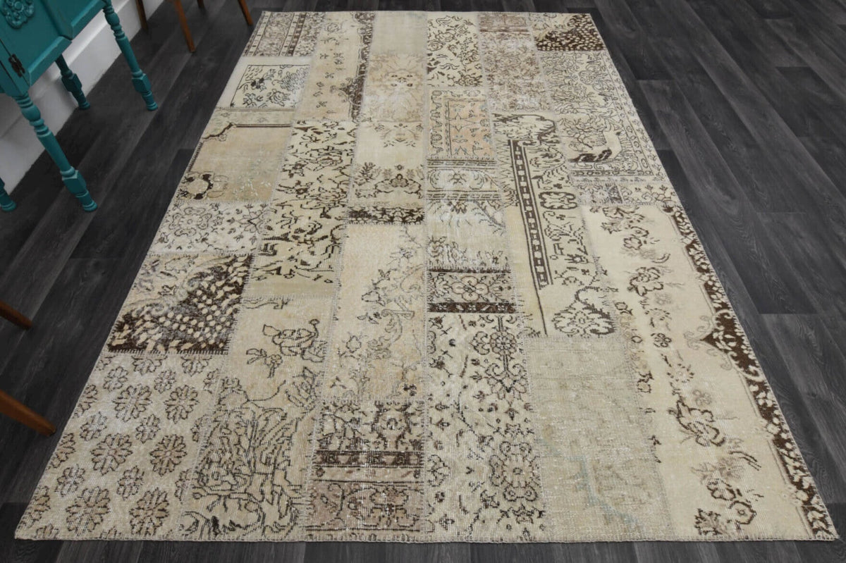 1960'lardan Anadolu kökenli oryantal desenli patchwork vintage halı, 203x298 cm