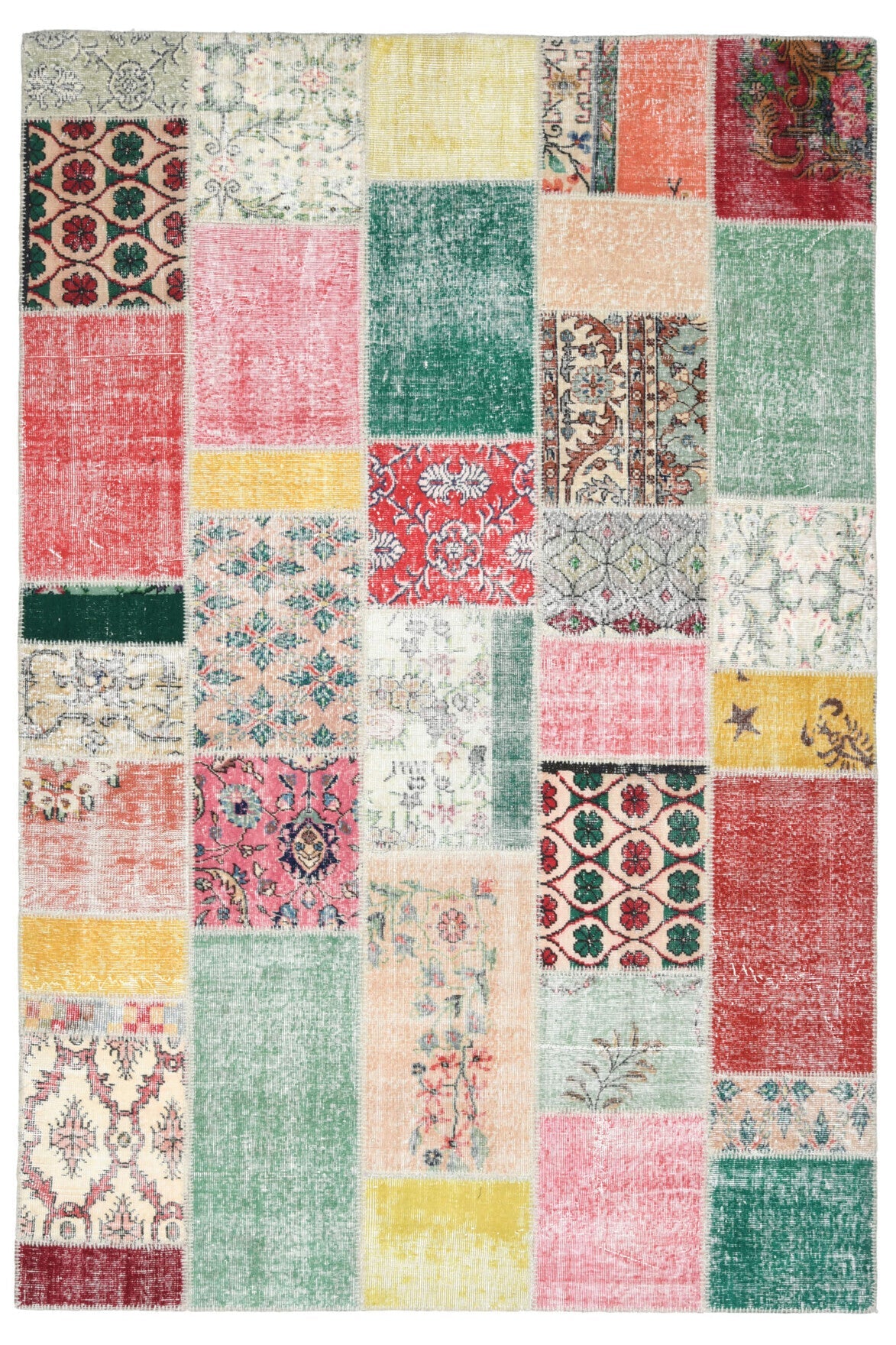 204x304 cm pembe, bej ve turuncu oryantal desenli patchwork vintage halı – üstten tam görünüm