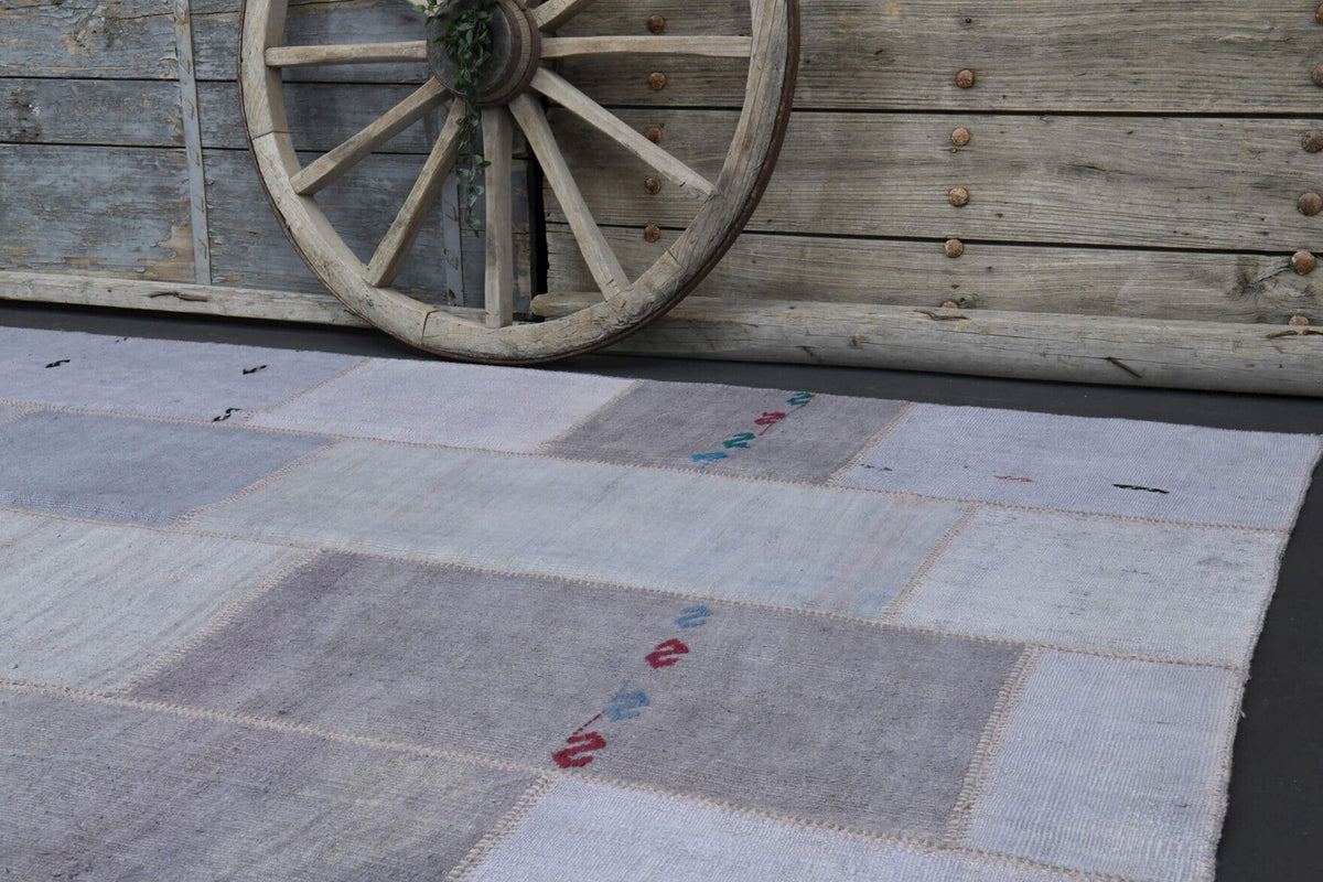 Salon için düz zeminli patchwork vintage halı – 194x302 cm
