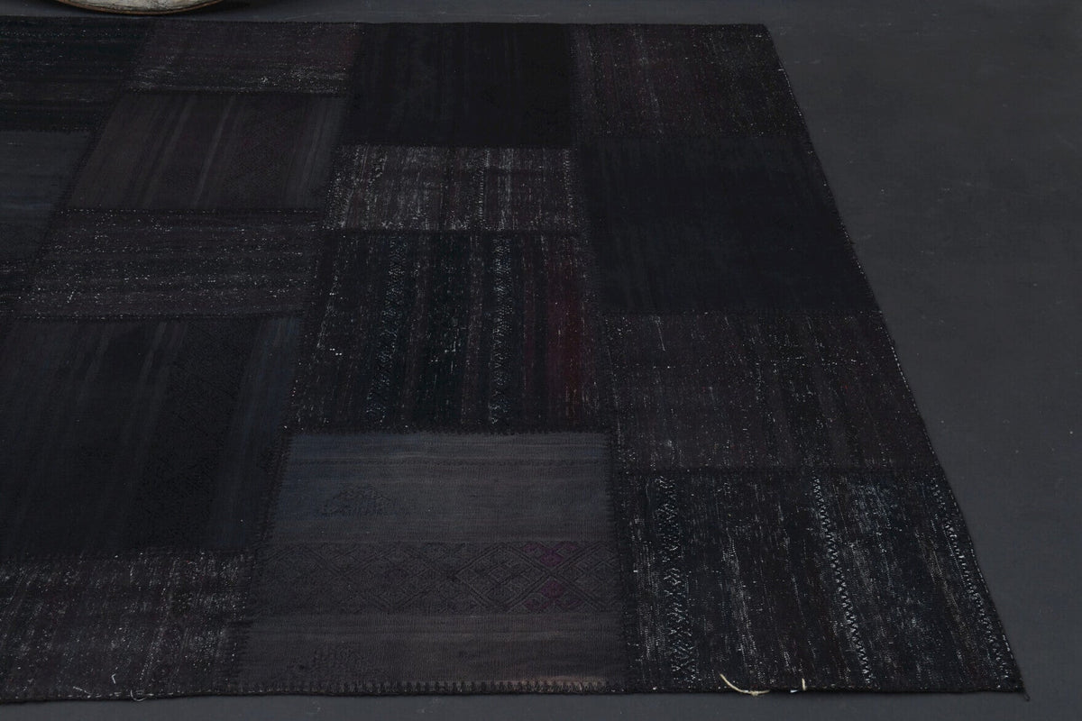 Anadolu kökenli el dokuma kilim – 1960'lar üretimi, oryantal desenli