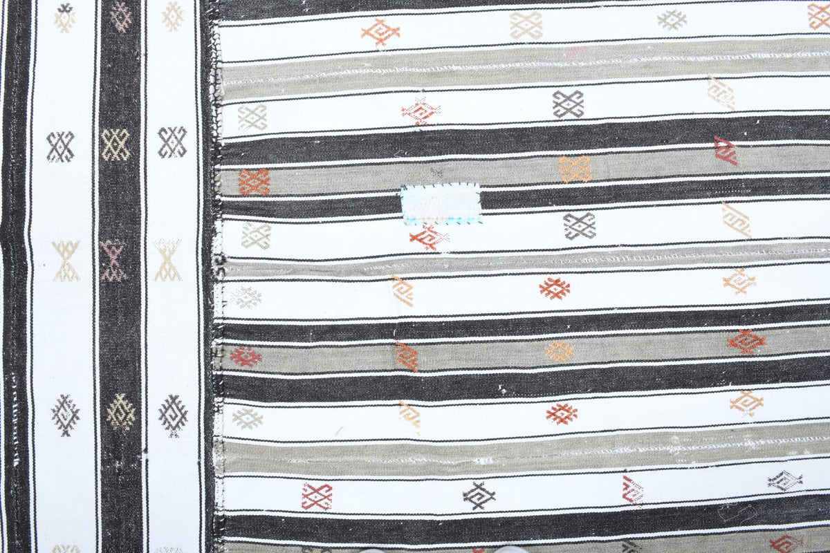 El yapımı vintage halı 140x213 cm çizgili desenli yün - üstten görünüm