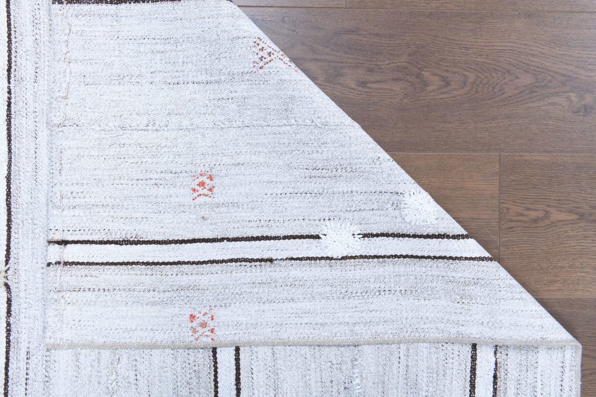 2,24 m² el dokuma vintage kilim – Anadolu, 1960'lar