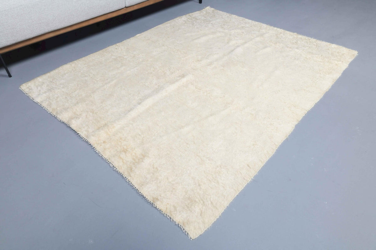 El yapımı vintage halı 135x173 cm düz desenli yün - yakın çekim doku detayı