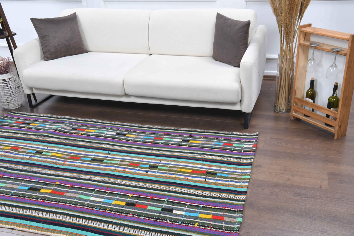 El yapımı vintage halı 132x224 cm çizgili desenli yün - yakın çekim doku detayı