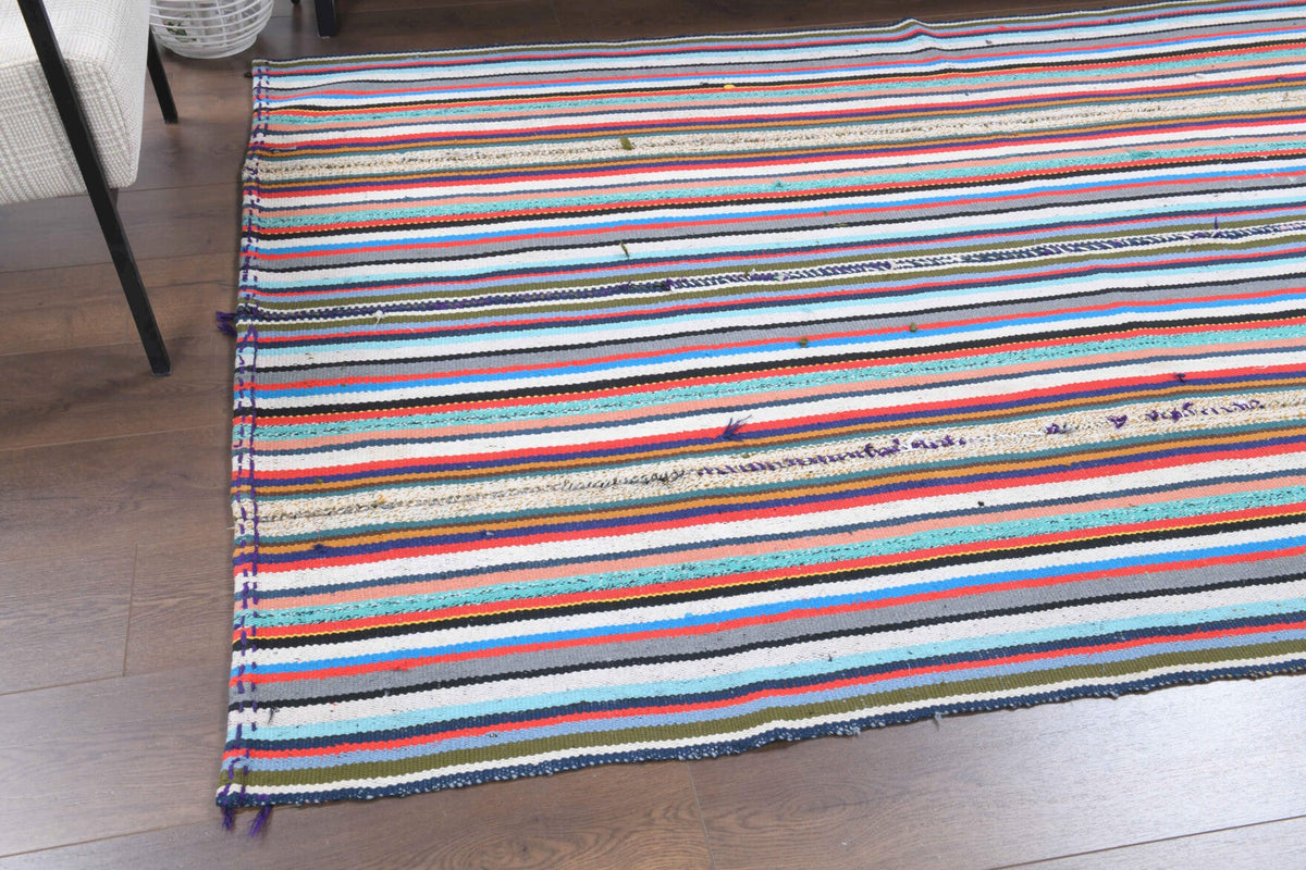 Pera Halı tek parça koleksiyonu: çizgili el dokuma vintage kilim, mavi, gri ve kırmızı
