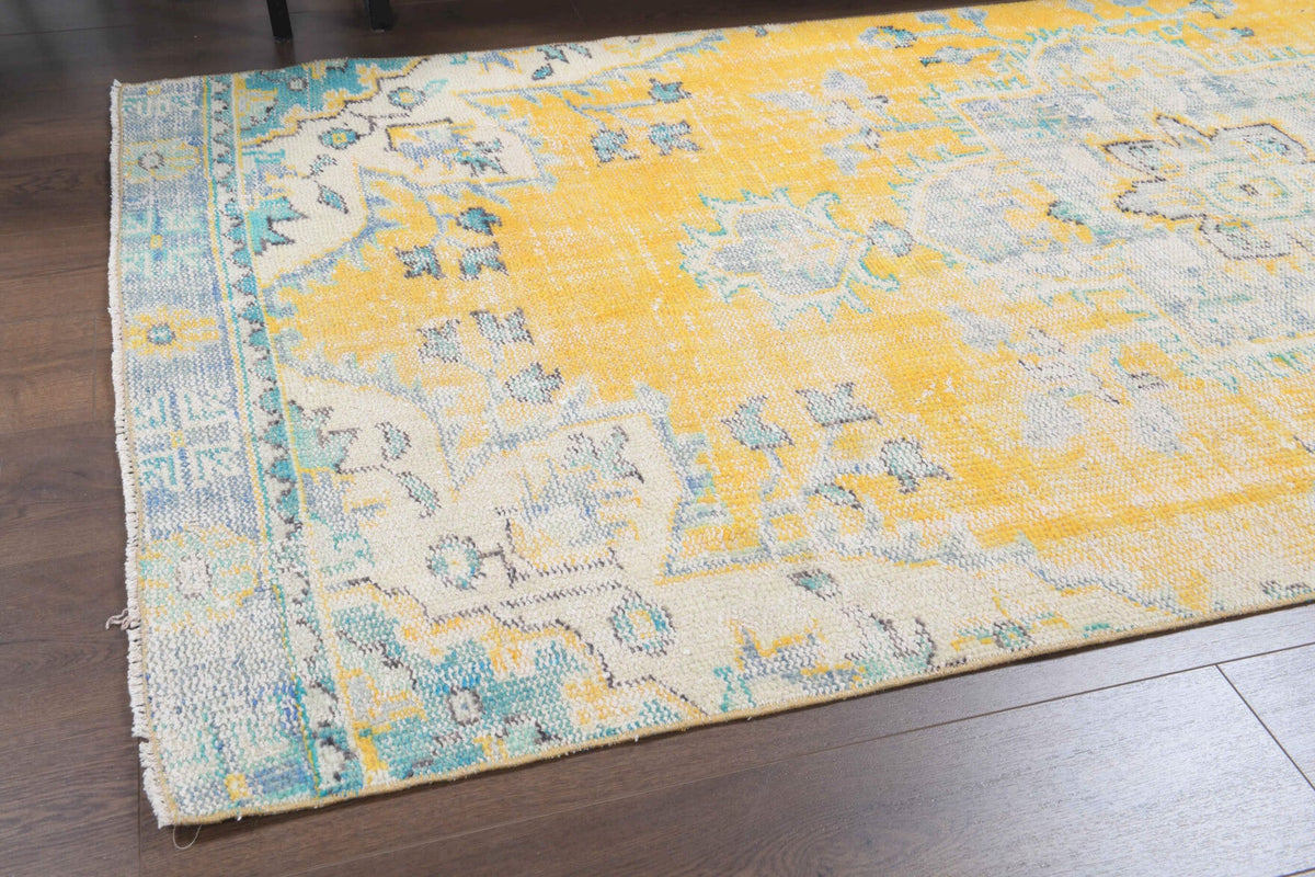 El yapımı vintage halı 124x272 cm oryantal desenli yün - üstten görünüm