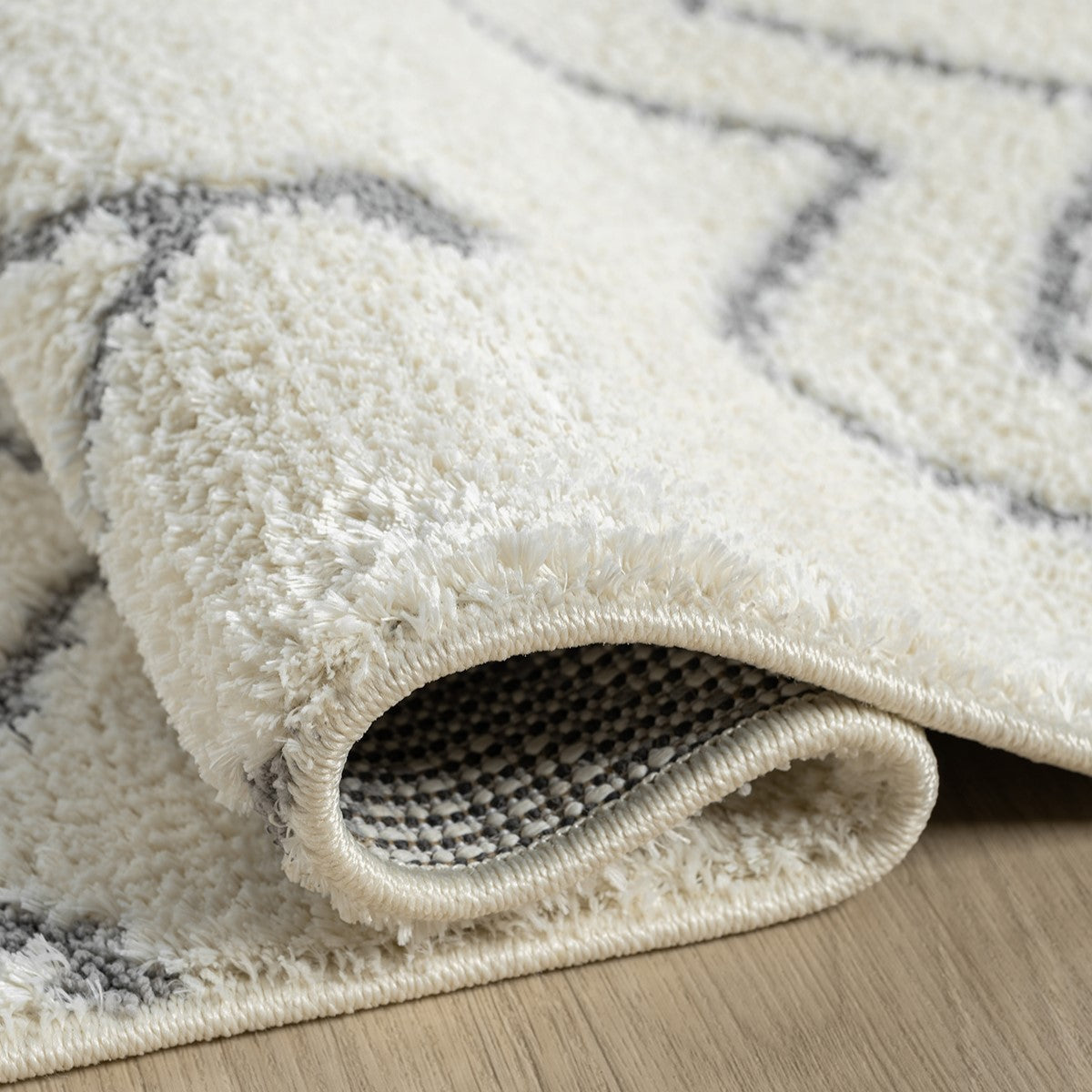 Beyaz Gri Etnik Geometrik Saçaklı Modern Halı