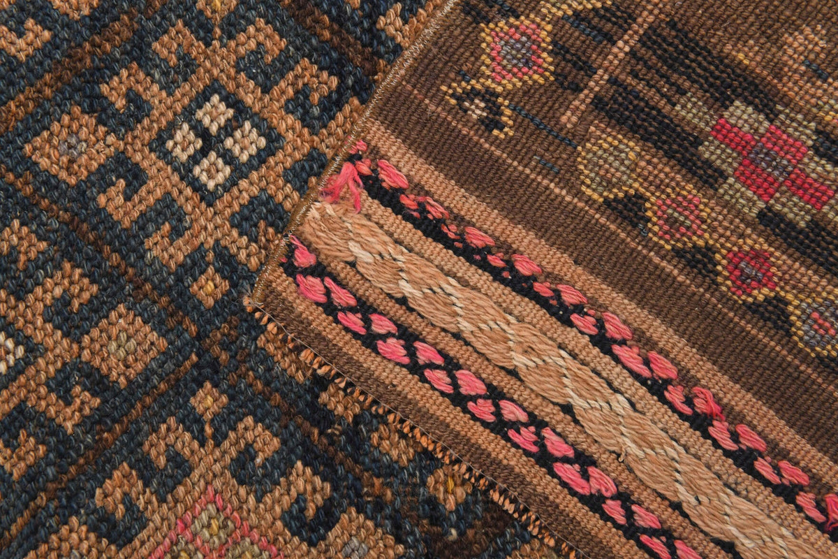 Pera Halı tek parça koleksiyonu: ikat desenli el dokuma vintage yolluk, turuncu ve kahverengi