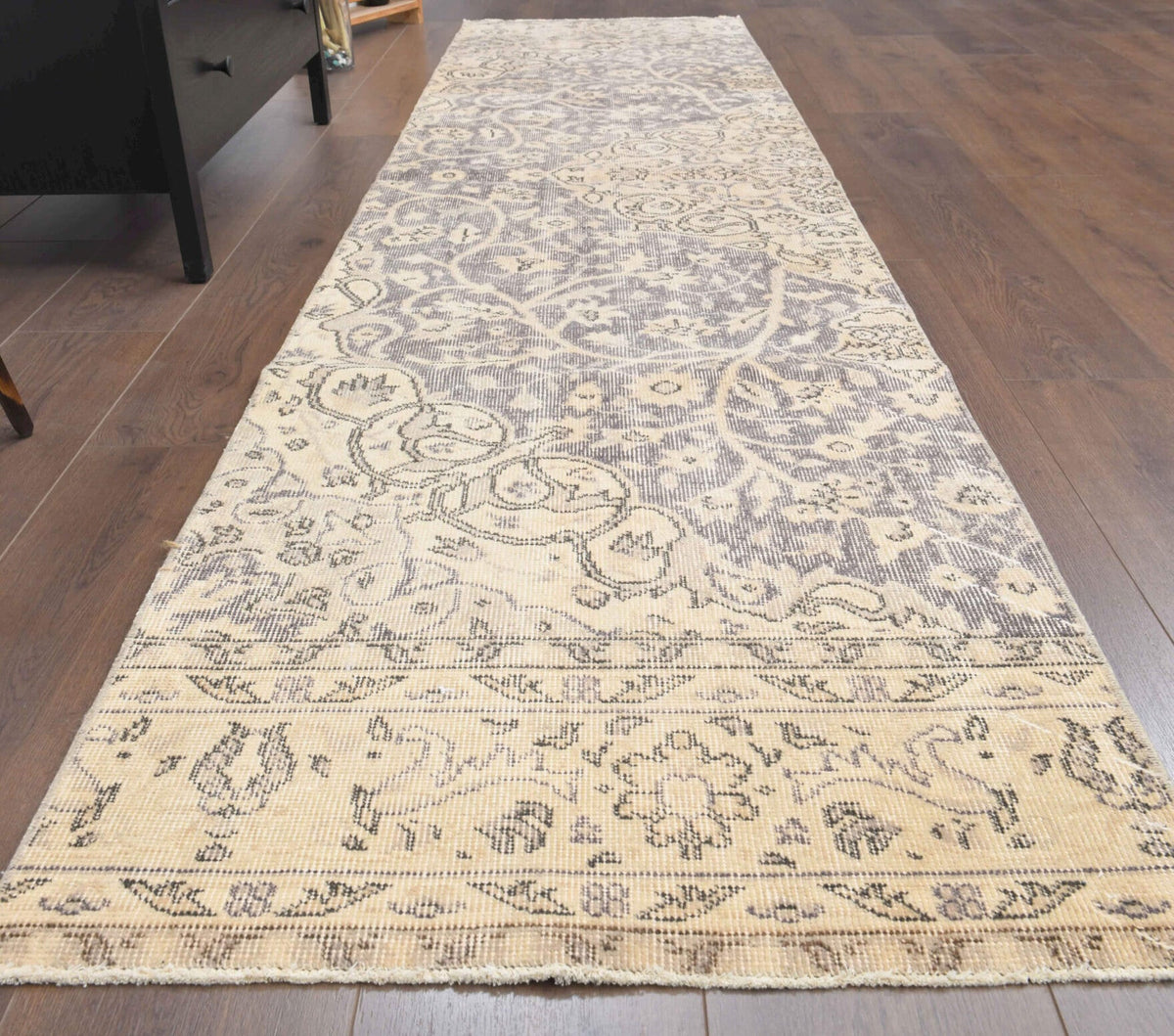 El yapımı vintage yolluk 76x300 cm oryantal desenli yün - yakın çekim doku detayı