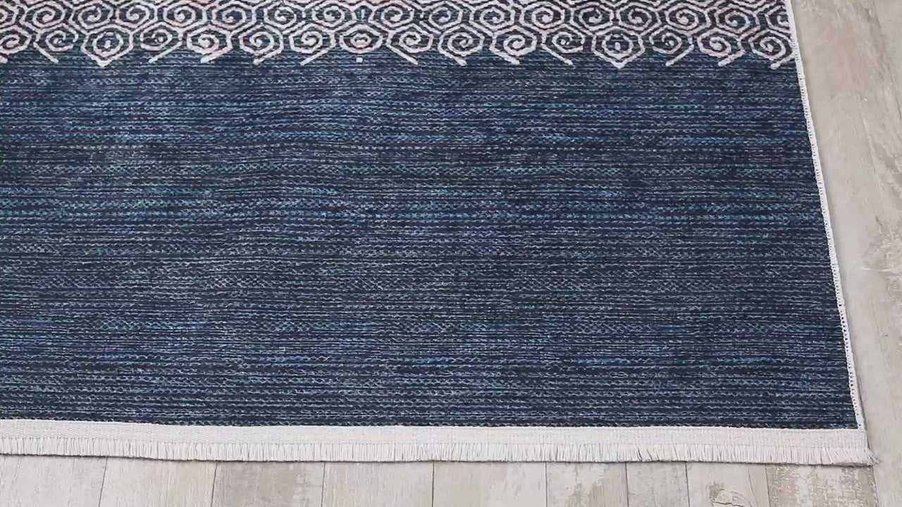 Video laden: Blau-beiger anatolischer Kelim-Teppich mit ethnischem Muster