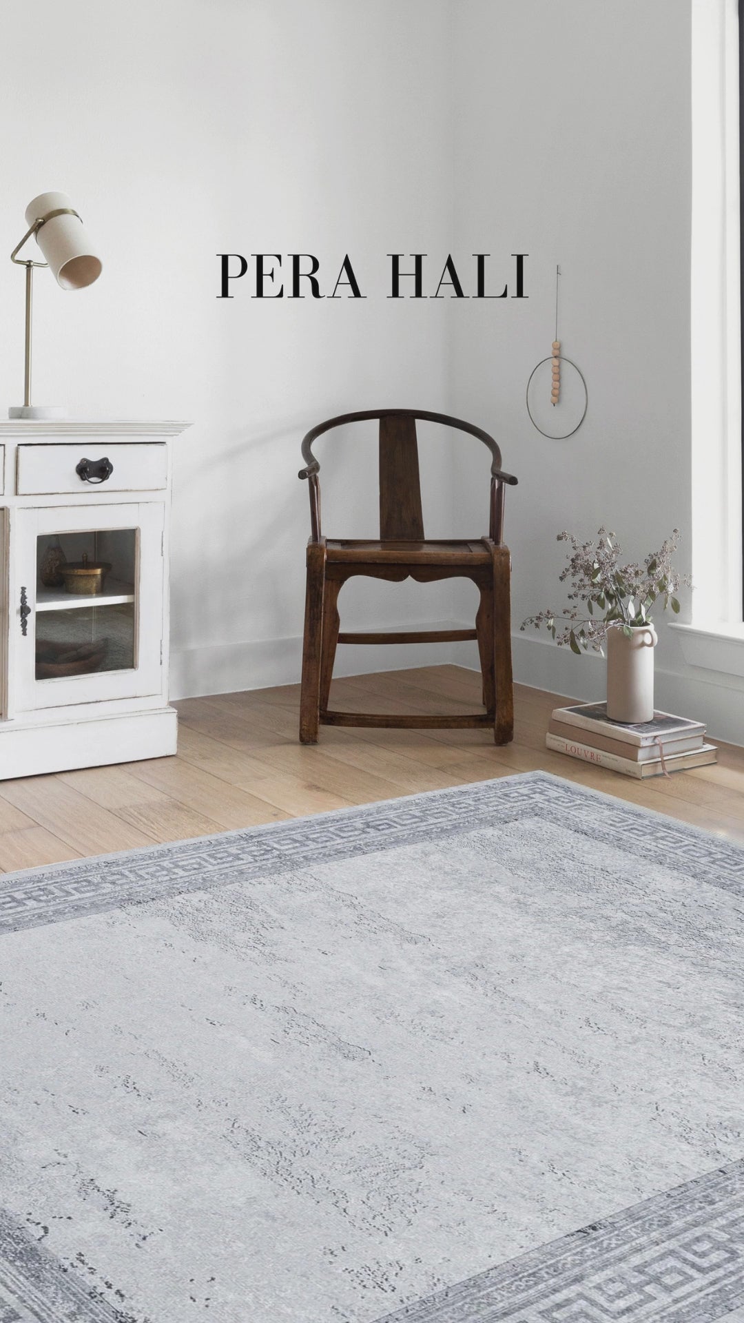 Videoyu yükle: Mermer Desenli Gri Kenarlı Halı