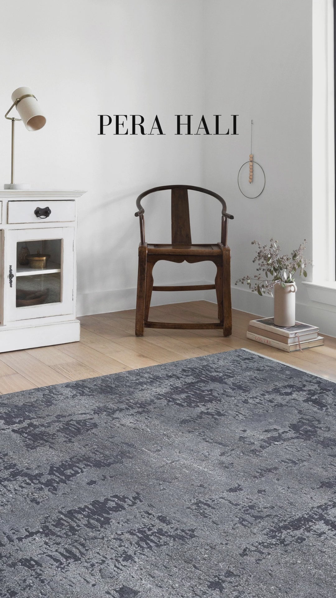 Videoyu yükle: Koyu Gri Tonlarda Eskitme Halı