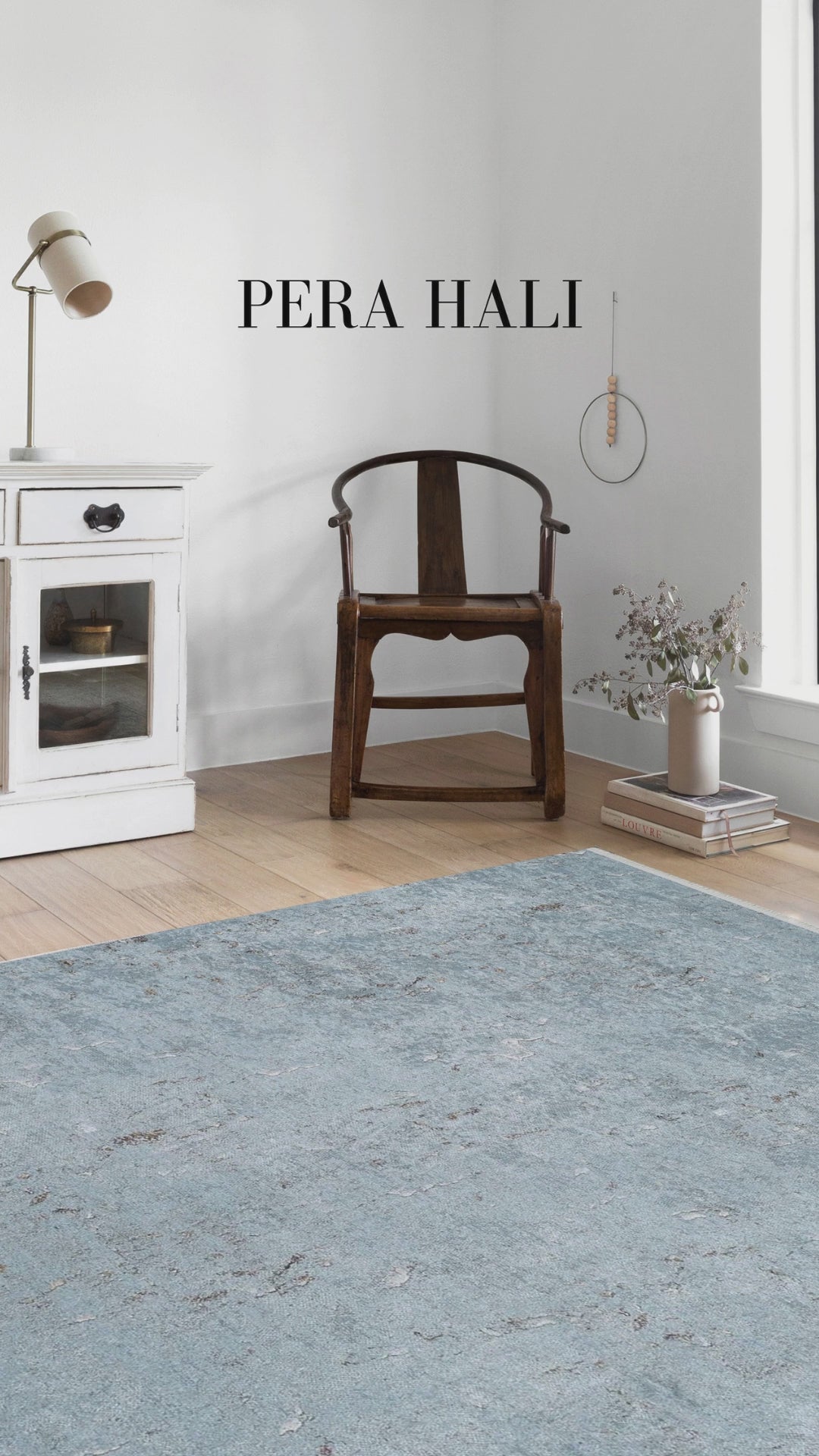 Videoyu yükle: Soft Açık Mavi Kahve Detaylı Sade Halı