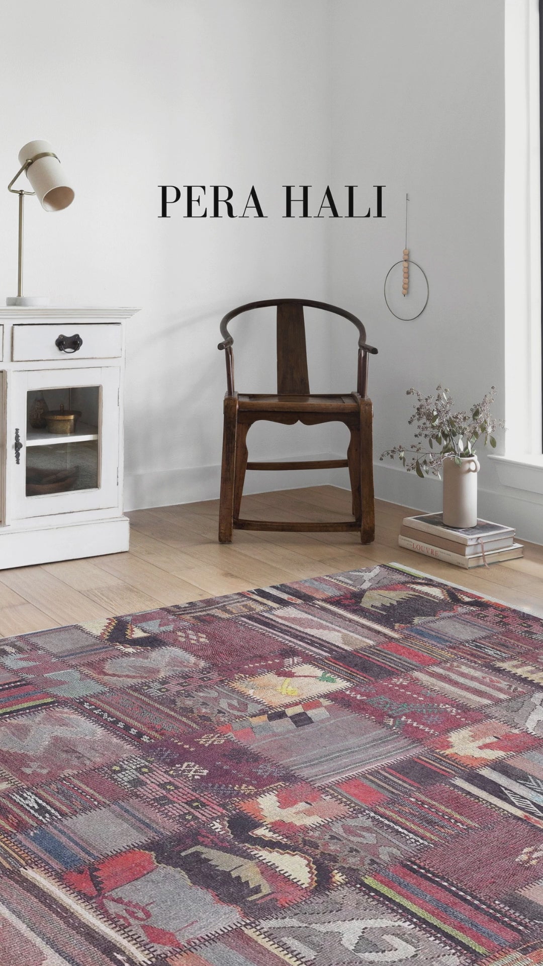 Videoyu yükle: Bordo Gri Kahve Etnik Kilim Patchwork Görünümlü Halı