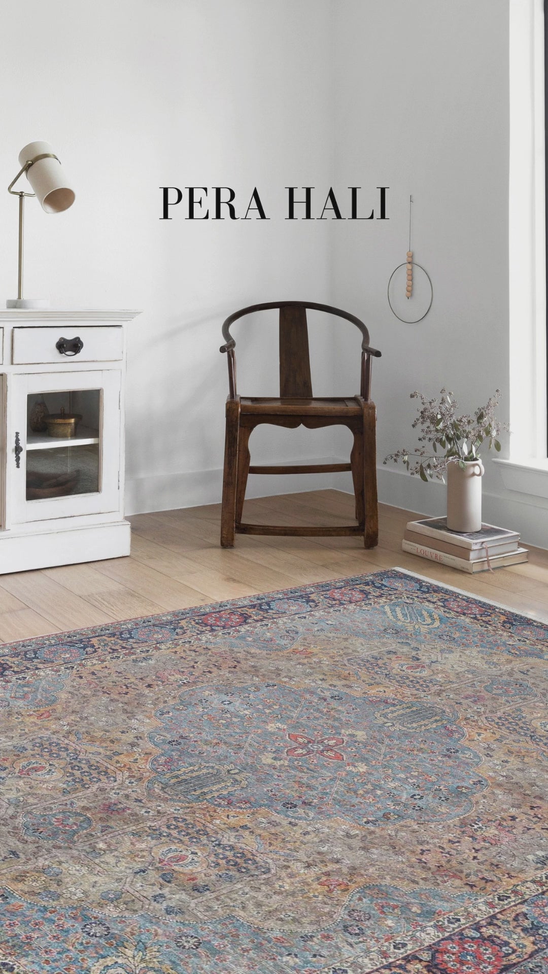 Videoyu yükle: Madalyon Desenli Kırmızı Turuncu Geleneksel Halı