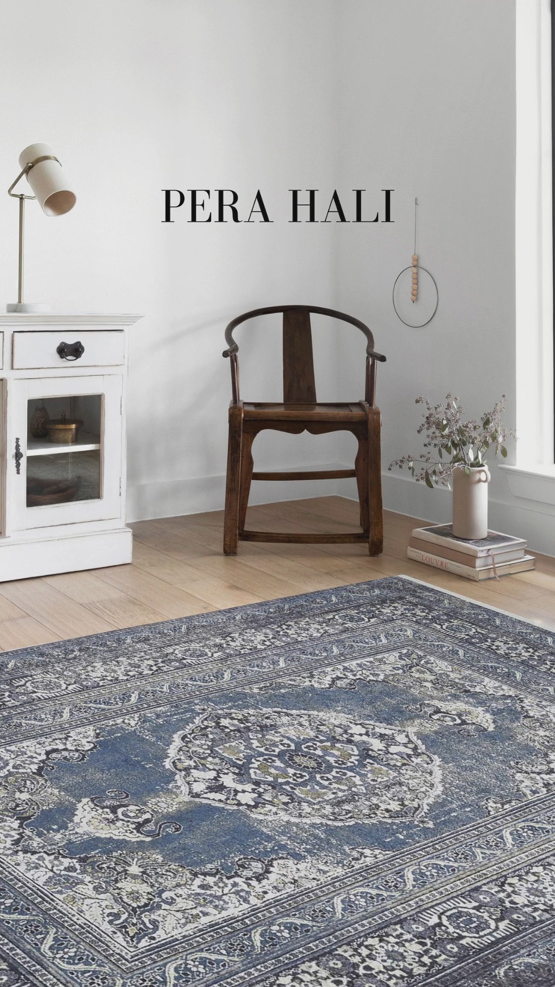 Videoyu yükle: Mavi Madalyon Geometrik Halı