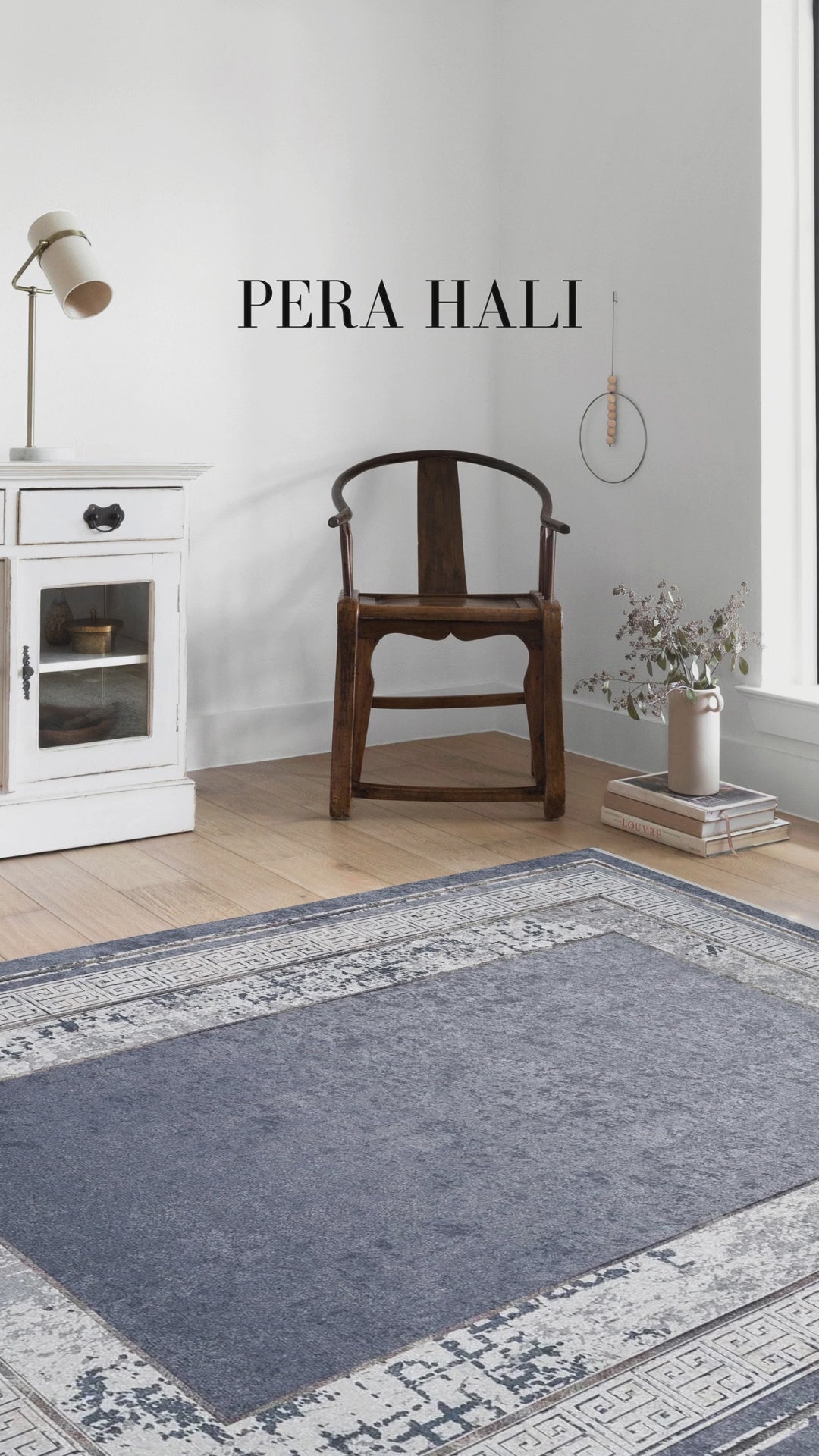 Video laden: Geometrischer schwarzgrauer Teppich