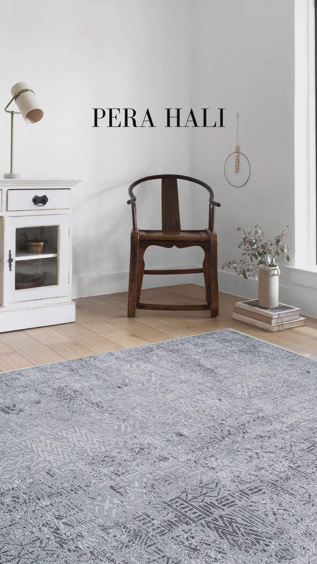 Videoyu yükle: Açık Gri Etnik Geometrik Desenli Halı