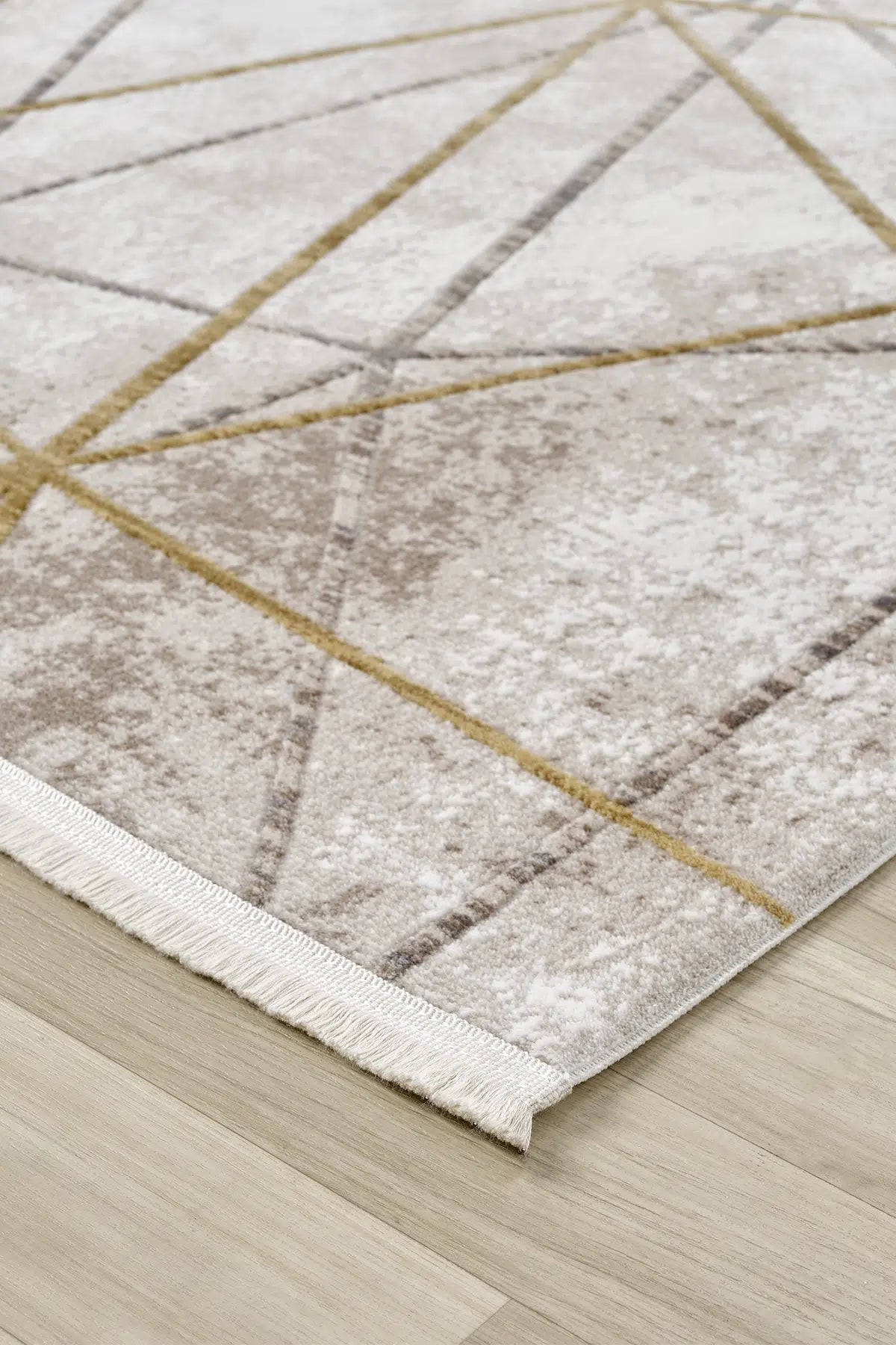 Krem Gold Geometrik Çizgi Desenli Modern Halı