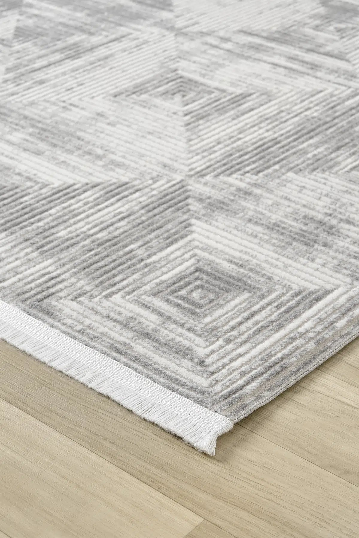 Açık Gri Geometrik Kare Desenli Modern Halı