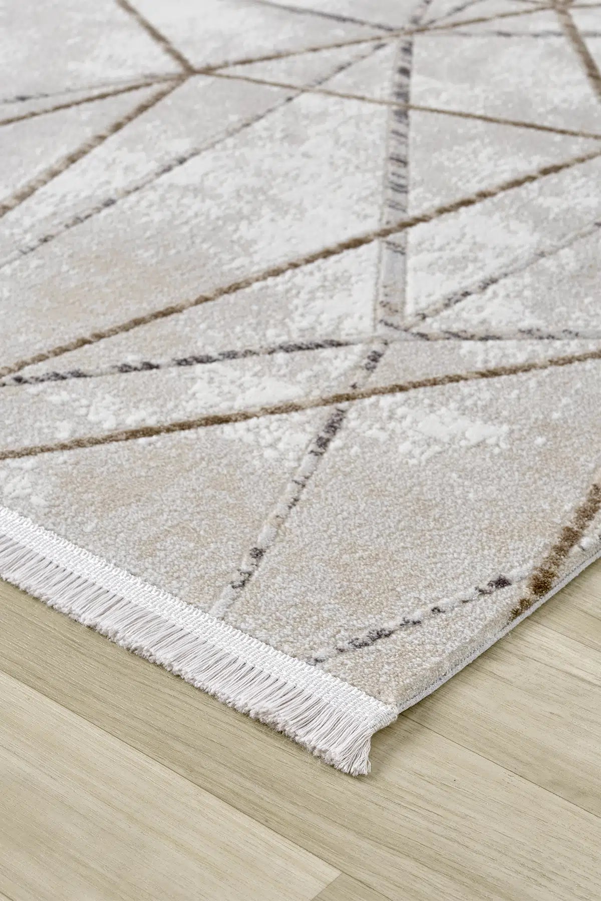 Krem Kahve Geometrik Çizgi Desenli Modern Halı