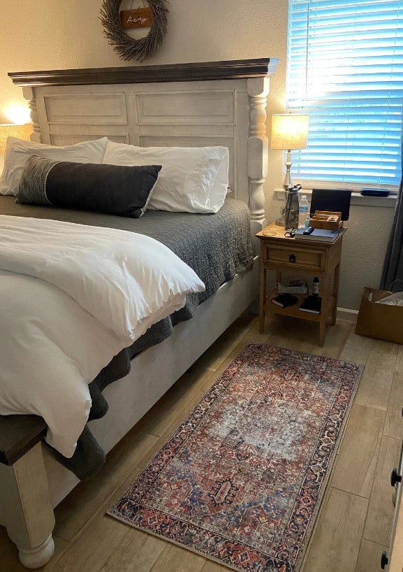 Gray Geometric Patterned Vintage Carpet
