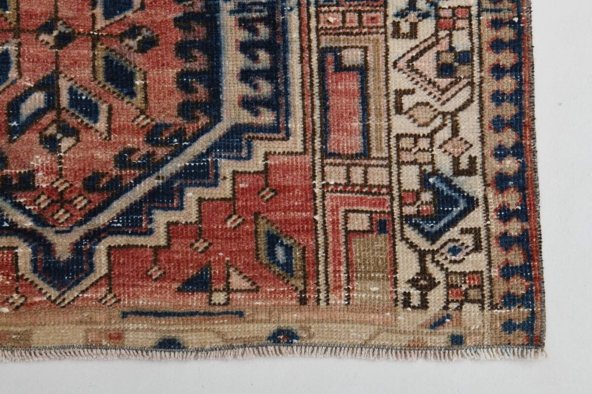 Pera Halı tek parça koleksiyonu: oryantal desenli el dokuma vintage yolluk, turuncu ve gri