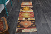 1970'lerden Anadolu kökenli oryantal desenli vintage kilim yolluk, 60x217 cm