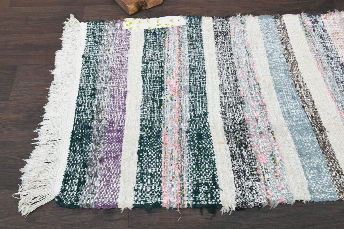 Mavi, gri ve beyaz renkli vintage kilim yolluk, %100 yün dokuma