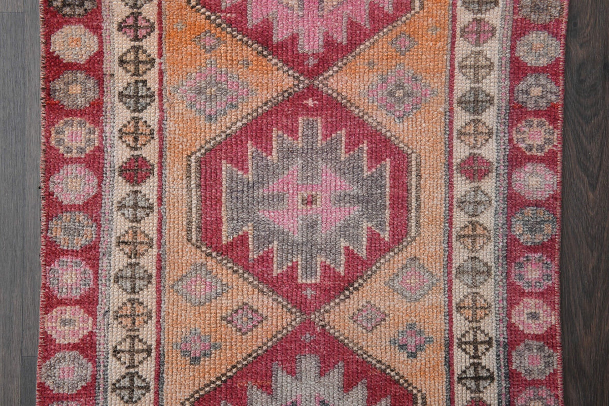 Vintage yolluk 73x311 cm – turuncu ve pembe oryantal desenli, el dokuma