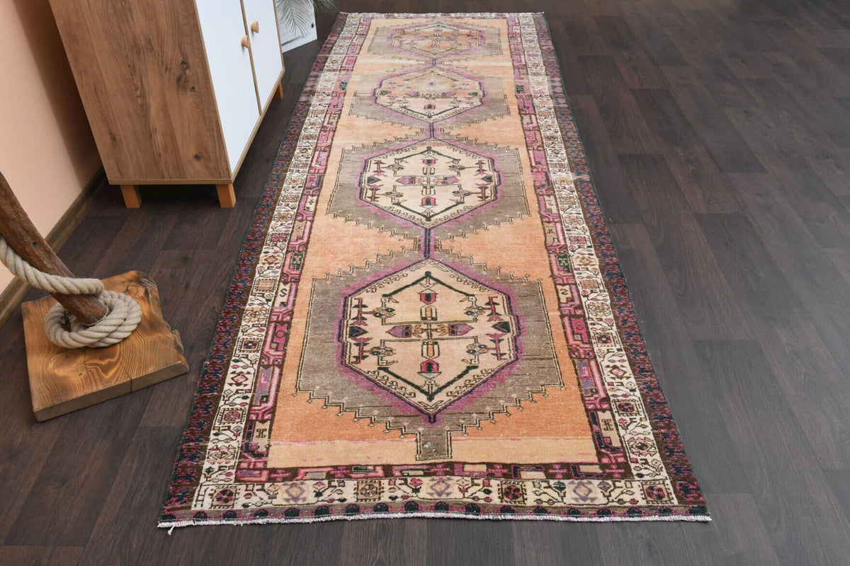 1970'lerden Anadolu kökenli oryantal desenli el dokuma vintage yolluk, 113x317 cm