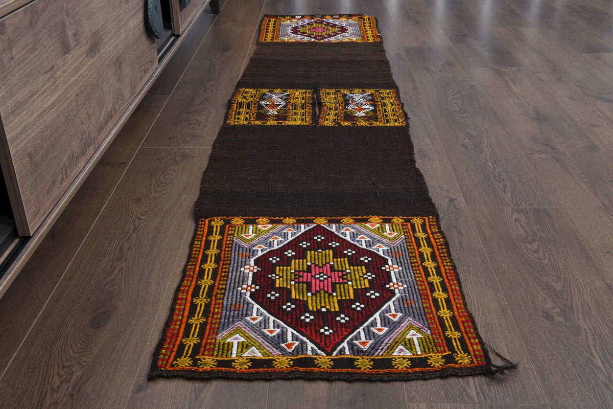 Oryantal desenli vintage kilim yolluk – kahverengi, kırmızı ve turuncu tonlarda yün dokuma