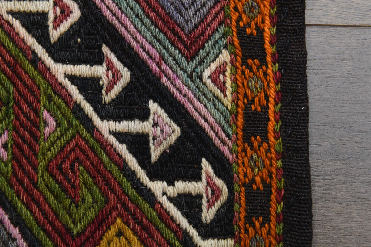 Tek parça vintage kilim yolluk 52x226 cm (1,18 m²) – Pera Halı