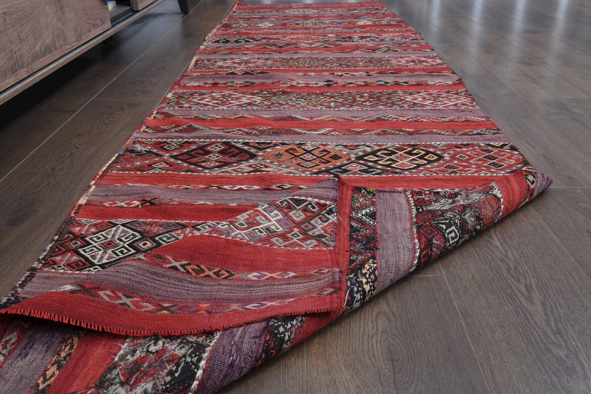 Anadolu kökenli el dokuma kilim – 1960'lar üretimi, oryantal desenli