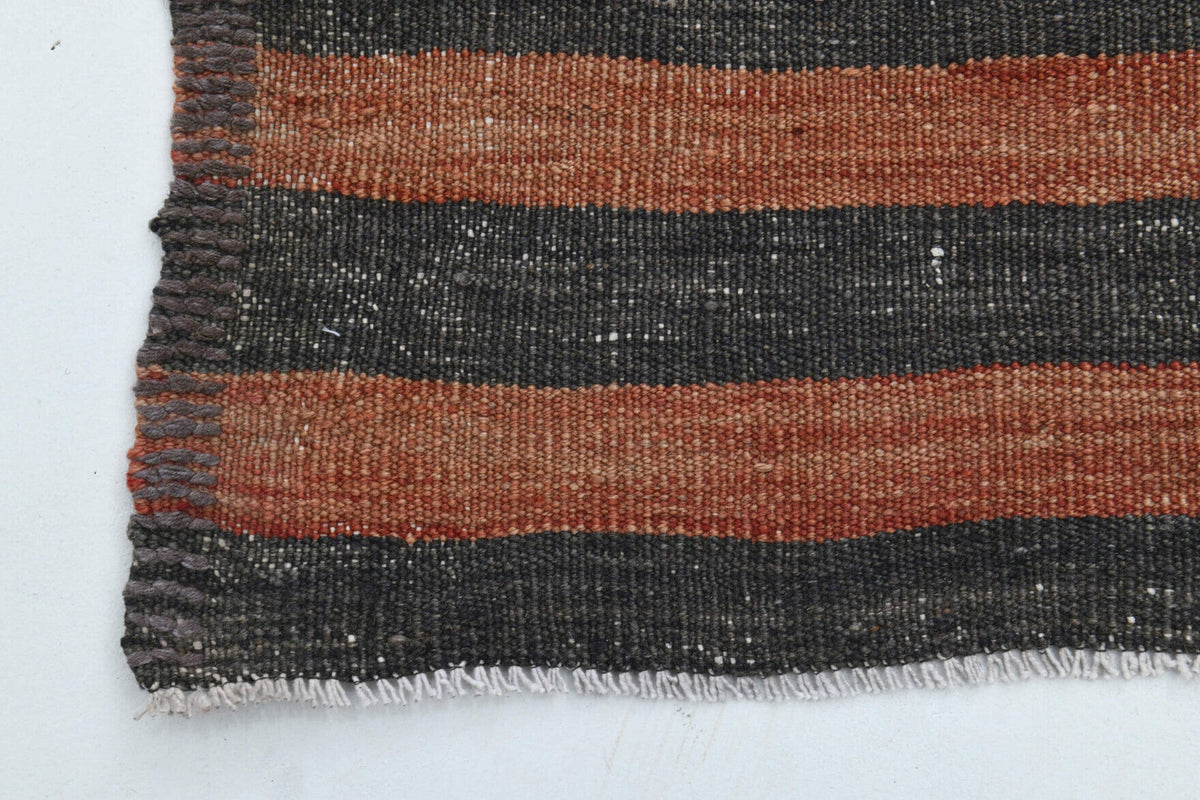Tek parça vintage kilim yolluk 125x376 cm (4,7 m²) – Pera Halı