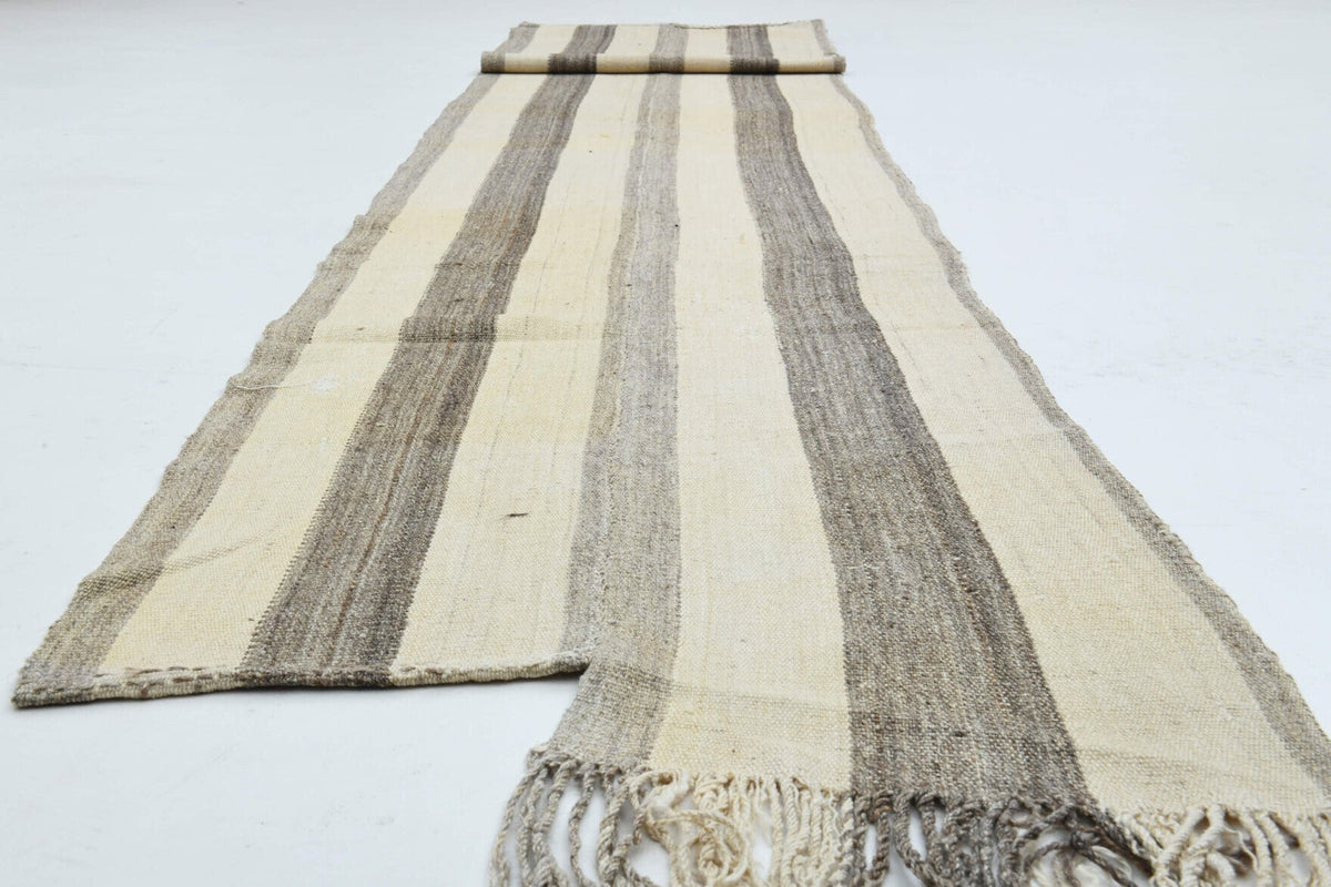 Tek parça vintage kilim yolluk 73x420 cm (3,07 m²) – Pera Halı