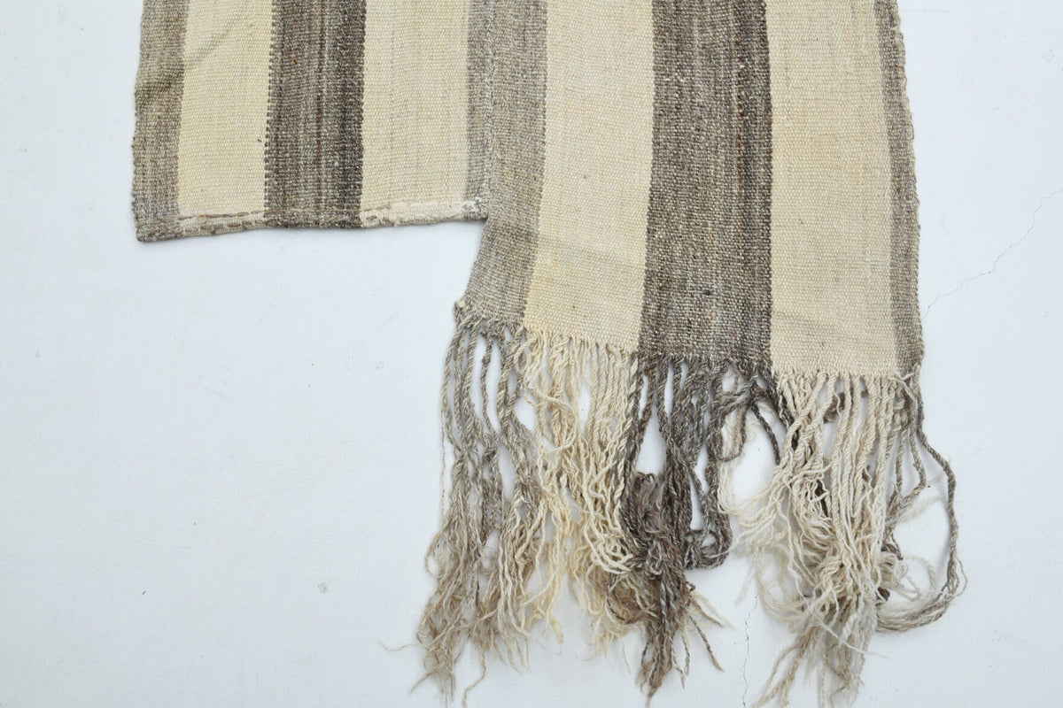 Bej renkli vintage kilim yolluk, %100 yün dokuma