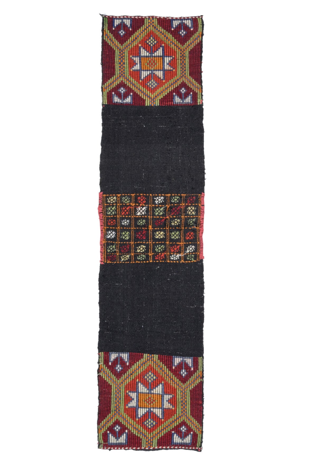 55x230 cm siyah, kahverengi ve kırmızı oryantal desenli vintage kilim yolluk – üstten tam görünüm
