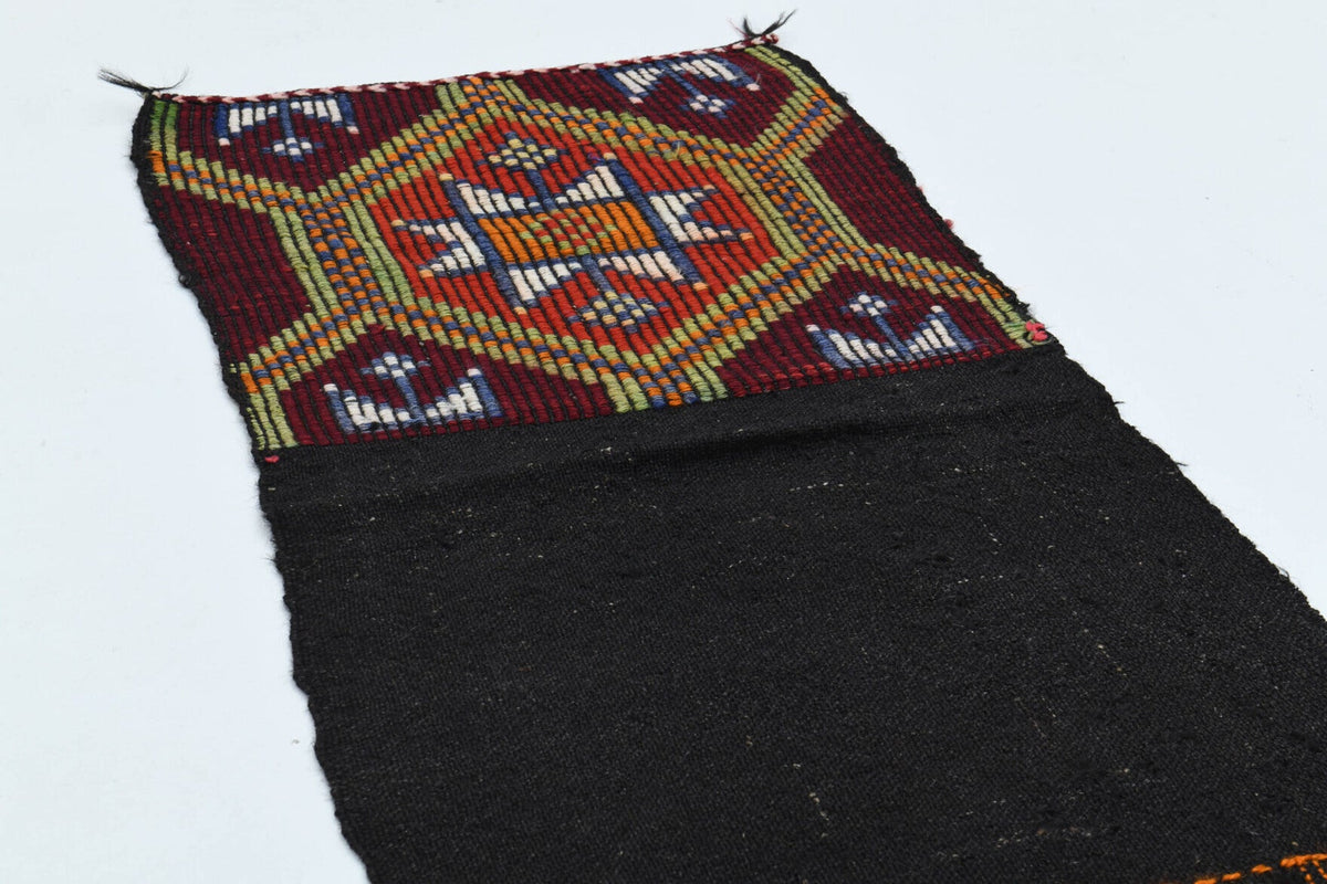 Tek parça vintage kilim yolluk 55x230 cm (1,26 m²) – Pera Halı