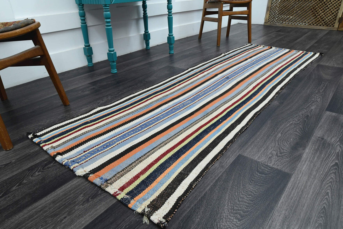 Çizgili vintage kilim yolluk – turuncu ve mavi tonlarda yün dokuma